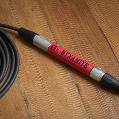 sE ELECTRONICS DM1 Dynamite Aktiver Inline-Vorverstärker (+28dB Verstärkung) image 5