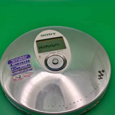 Rare parametric eq Sony Walkman portable Mp3 CD player D-NE800 silver W Accs image 5