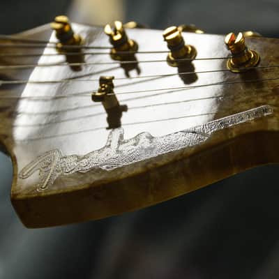 1996 Bonnie Raitt Custom Shop Stratocaster Blue Burst (84 of 200) image 24