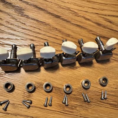 Fender Schaller Six In Line Tuners Plastic Buttons 1960s image 2