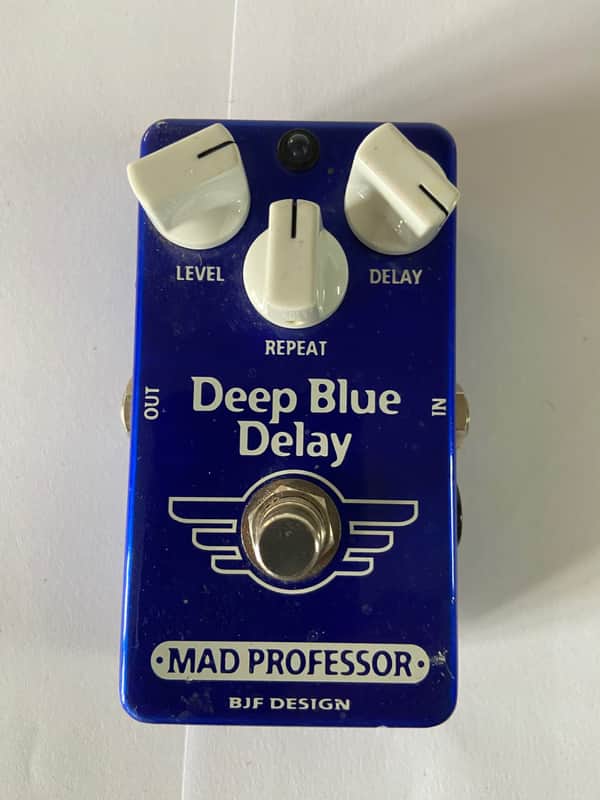 Mad Professor Deep Blue Delay