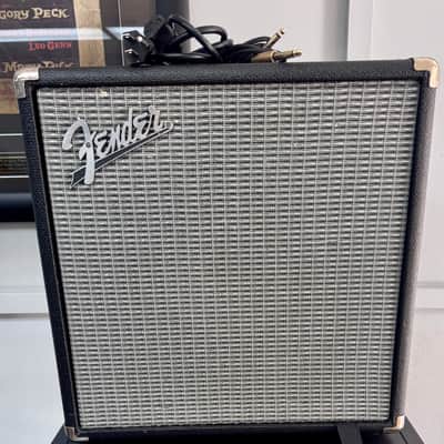 Fender Rumble 25 V3 25-Watt 1x8