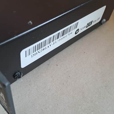 dbx 286A Mic Preamp / Processor image 6