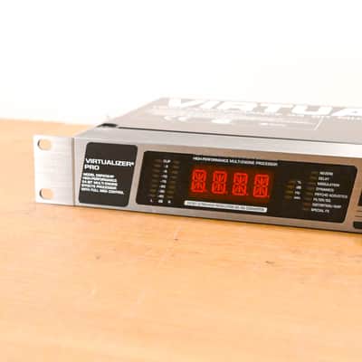 Behringer Virtualizer Pro DSP2024P 24-Bit Multi-Effects Processor CG01Z4X image 4