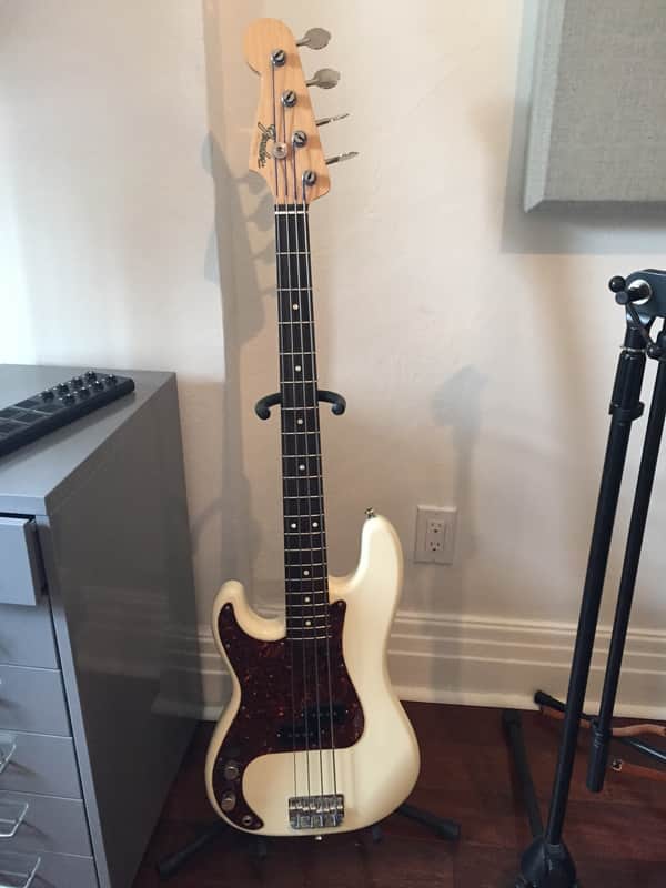 Fender P-Bass (Jr.) Left-handed (MIJ) image 1