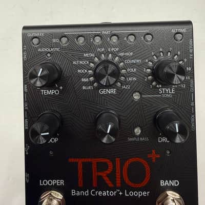 Digitech Trio + Plus Band Creator + Looper Sampler Guitar Effect Pedal + Box image 4
