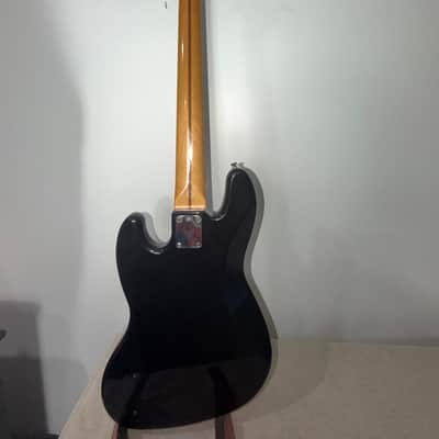 Fender Deluxe Active Jazz Bass V 2000 - Black image 4