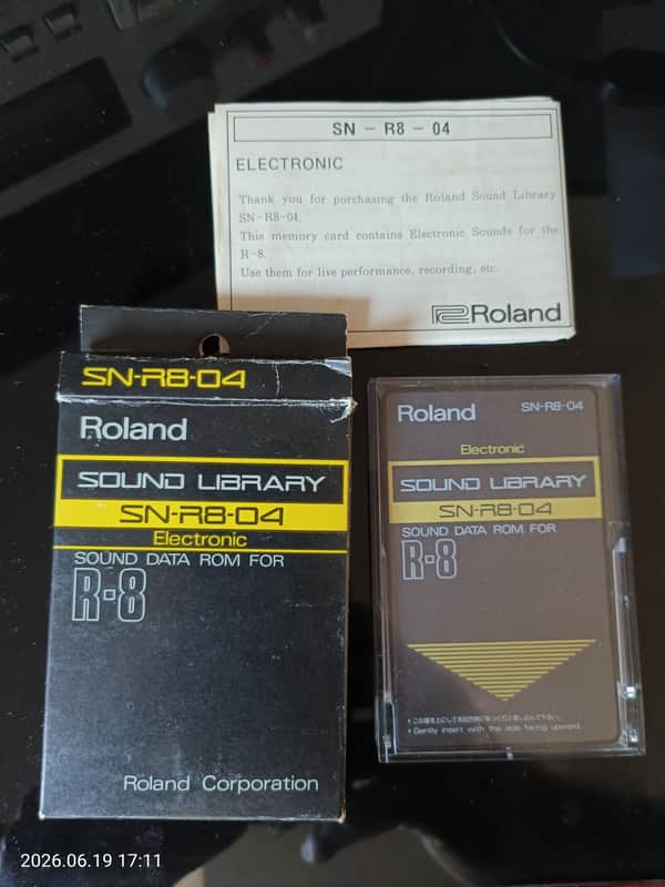 Roland SN-R8-04 Electronic 1990s - Black image 1