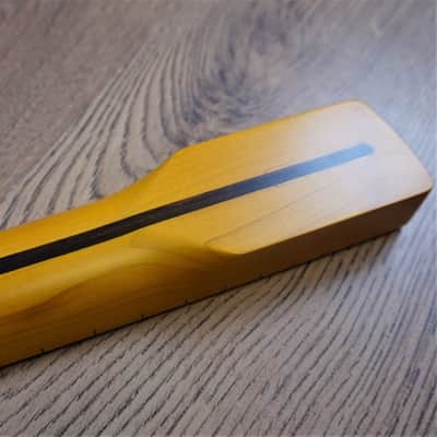 Stratocaster Compatible Maple Neck Vintage Nitro Satin image 8