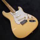 Fender Vintera II '70s Stratocaster with Maple Fretboard 2023 - 2026 - Vintage White