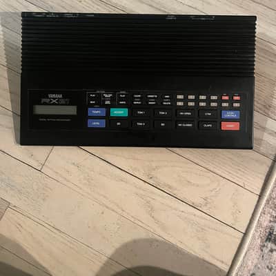 Yamaha RX-21 Digital Rhythm Programmer Drum Machine