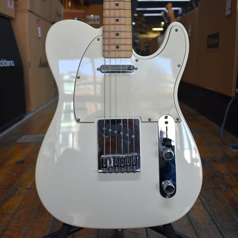 Fender Mexico Standard Telecaster Electric Guitar 2007 Arctic White w/Padded Gig Bag