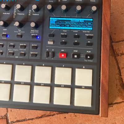 DSI Dave Smith Instruments Tempest 6-Voice Drum Machine 2011 - 2018 - Black with Wood Sides image 3