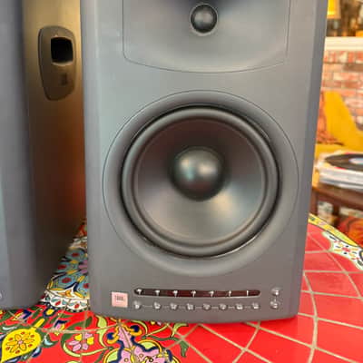 JBL LSR4328P 8" Powered 2-Way Studio Monitor (Pair) 2010s - Black image 2