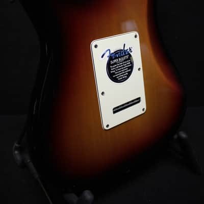 FENDER AMERICAN STRATOCASTER 2002 - 3 TONE SUNBURST image 11