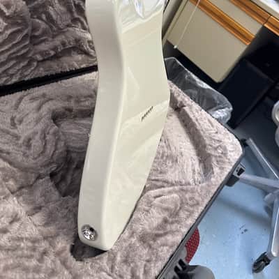 Fender American Ultra II Meteora with Maple Fretboard 2024 - Present - Avalanche image 9