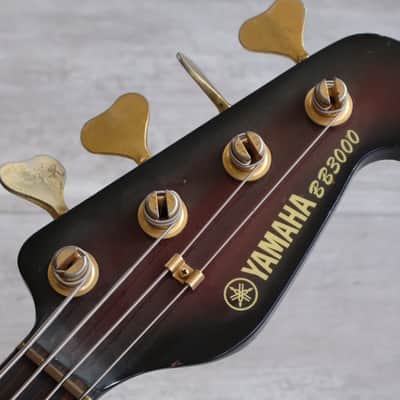 1985 Yamaha Japan BB3000 Neckthrough Fretless Broad Bass (Wine Red) image 2