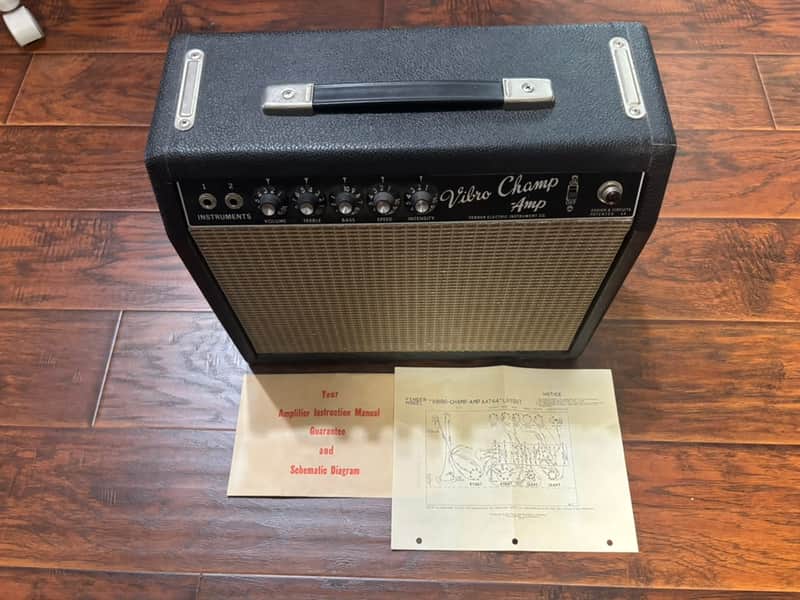 Fender Vibro Champ 6-Watt 1x8" Guitar Combo 1964 - 1967 - Black Panel image 1