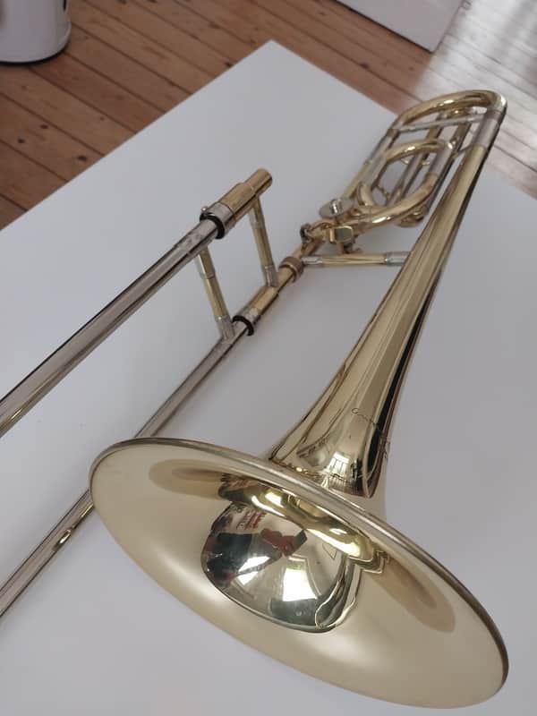 Trombone Courtois Paris 151 - very rare - medium size bore image 1