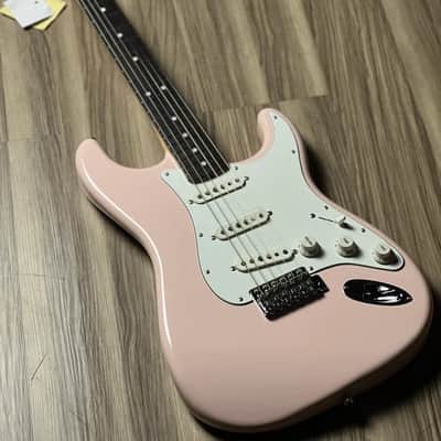 Fender FSR MIJ Traditional Late 60s Stratocaster with RW FB in Shell Pink JD24013865 image 1