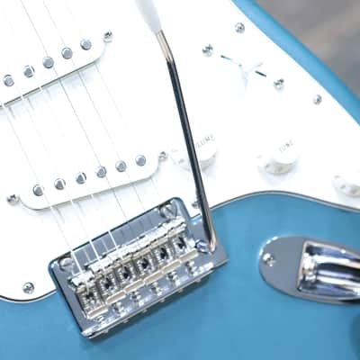 Fender Player Stratocaster Lake Placid Blue Maple Fingerboard Electric Guitar image 5