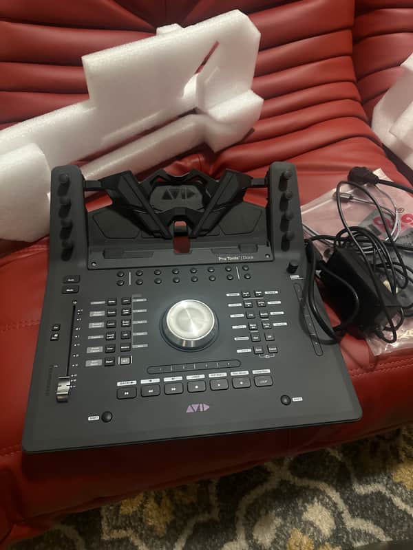 Avid Pro Tools Dock 2010s - Black image 1