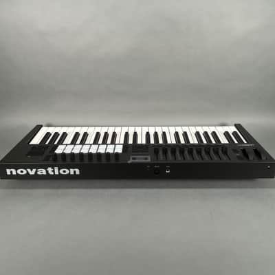 Novation Launchkey 49 MKIV MIDI Keyboard Controller - Black image 15