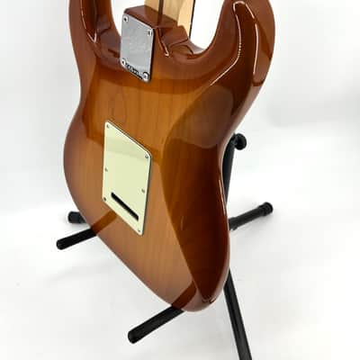 Fender American Performer Stratocaster, Rosewood Fingerboard 2024 - Honey Burst image 9