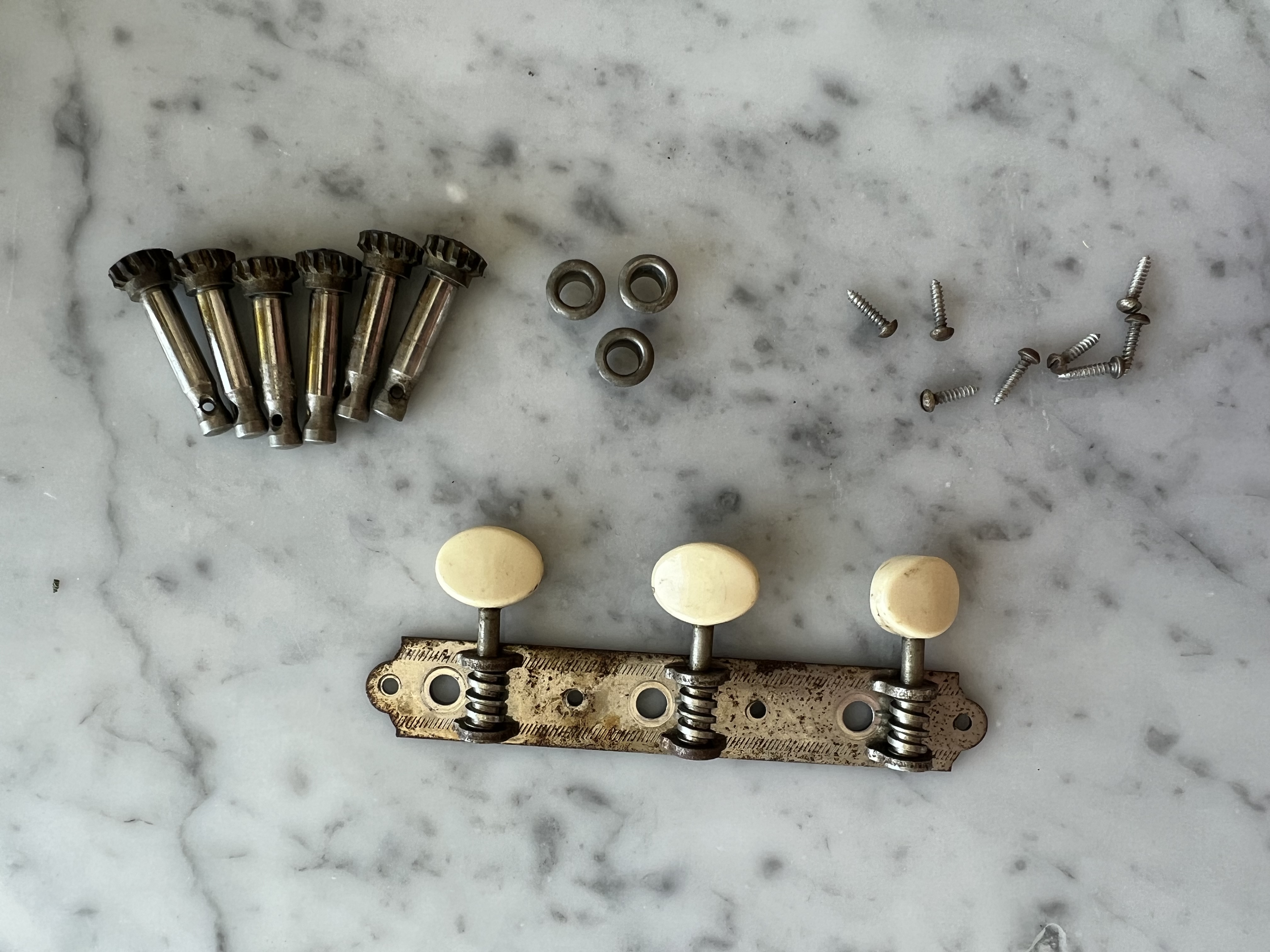 1960’s Harmony (?) Guitar Tuners In-Line Rocket Stratotone 1960’s