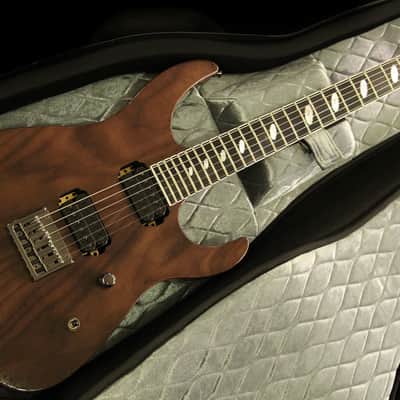 Caparison Dellinger II FX-WM  Natural image 1