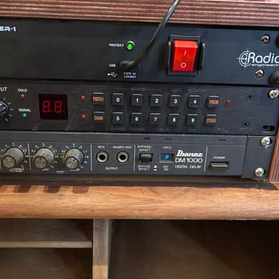 Alesis Midiverb II 16-Bit Digital Effects Processor 1990s - Black image 2