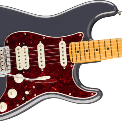 Fender American Professional Classic Stratocaster HSS, Maple Fingerboard, Faded Black image 6