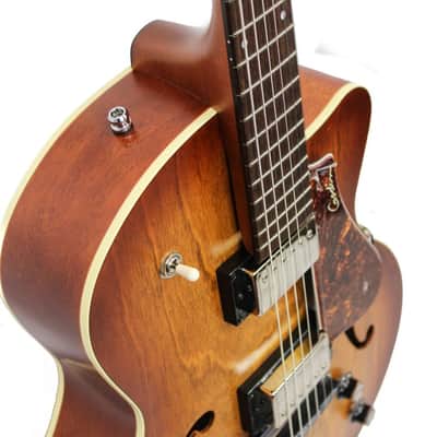 Godin 032327 / 050987 5th Avenue KingPin II P90 CW Cognac Burst Hollow Body Acoustic Guitar MADE In CANADA image 4