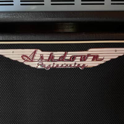 Ashdown ABM 900 EVO III 15th anniversary with Ashdown 8x10 cabinet image 3