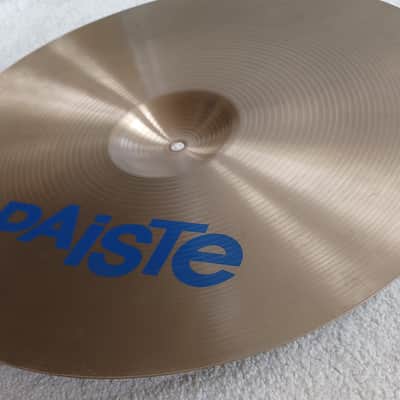 18” Paiste 602 Blue Label Medium - 1711 grams image 9