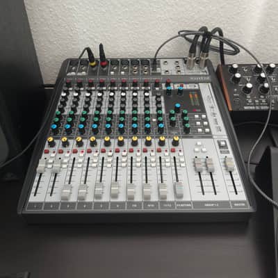 Soundcraft Signature 12 MTK 12-Channel Multi-Track Analog USB Mixer with Effects 2010s - Grey/Black image 2