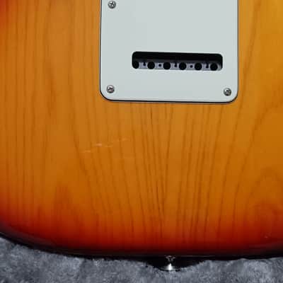 Fender American Professional Stratocaster with Rosewood Fretboard 2019 - Sienna Sunburst image 7