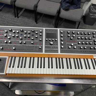 Moog One 16-Voice 61-Key Polyphonic Analog Synthesizer 2018 - Present - Black/Ash