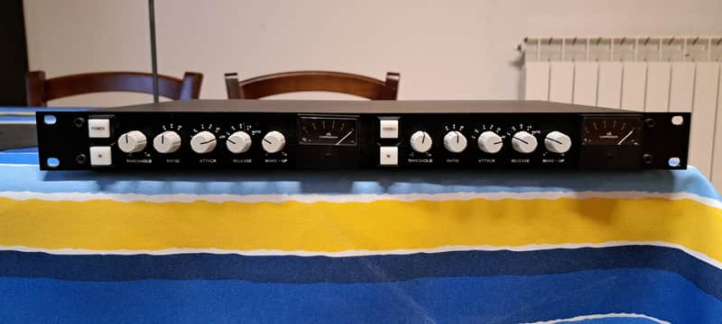 Smart Research C1 Dual/Stereo Compressor - Black image 1
