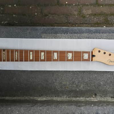 Fender Player Series Telecaster® Neck w/Block Inlays, 22 Medium Jumbo Frets, Pau Ferro - Natural image 2