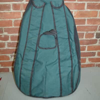 Unknown brand 1/2 sized cello gigbag, good zipper with pockets for bow and accessories image 2