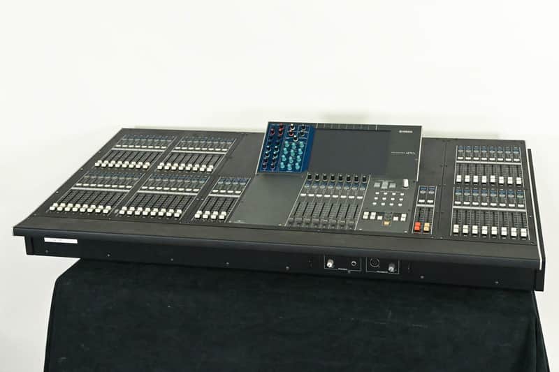 Yamaha M7CL-48 48-Channel Digital Audio Mixing Console CG01T0L *ASK FOR SHIPPING* image 1
