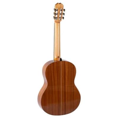 Admira Granada 3/4 Classical Guitar – Solid Cedar Top, Mahogany Back & Sides – Student Series image 3