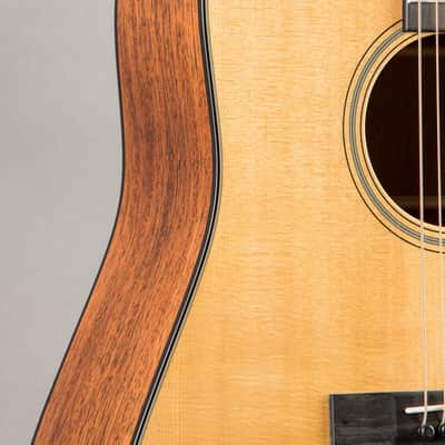 Martin D-18 2025, Natural image 4