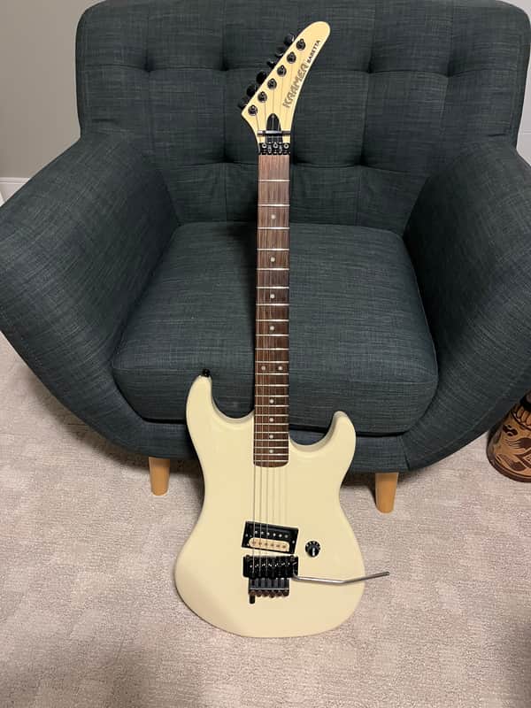 Kramer Barretta 1983 - Vintage white image 1