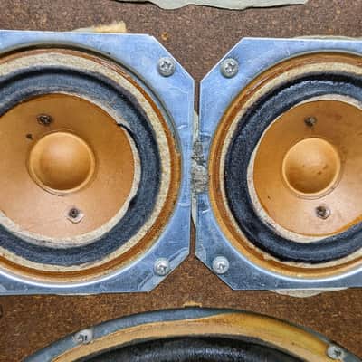 Pair of KLH Model #5 Floor Speakers 1975 Vintage Walnut image 8