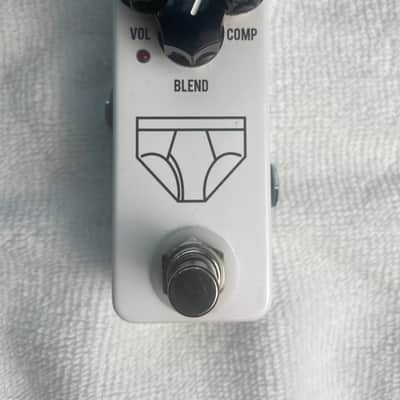 JHS Whitey Tighty Compressor 2019 - Present - White image 1