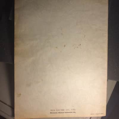 Akai XR10 Drum Machine Original Operator's Manual. image 2
