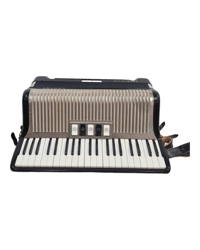Hohner Carena IIIM - Accordion - Black - Very Good imagen 1