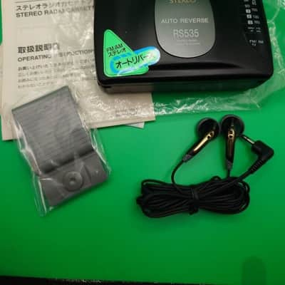 SERVICED NEW IN BOX AIWA STEREO RADIO CASSETTE PLAYER HS-RS535 WALKMAN image 2